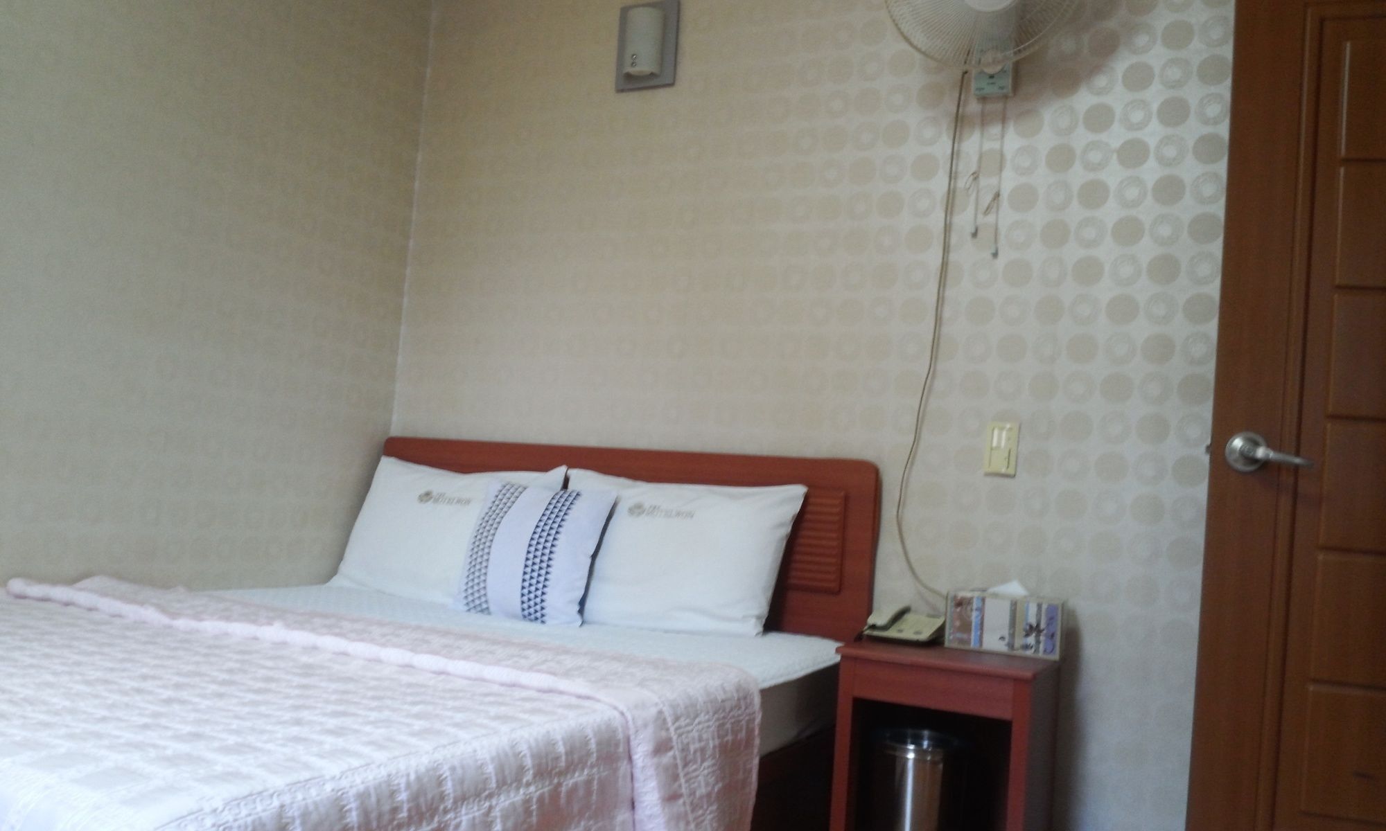Nampo One Motel 釜山広域市 エクステリア 写真